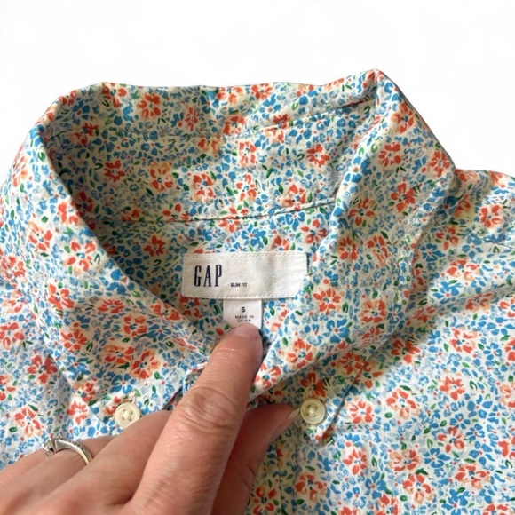 GAP Blue and Orange Casual Button Down Shirt - Picture 1 of 5